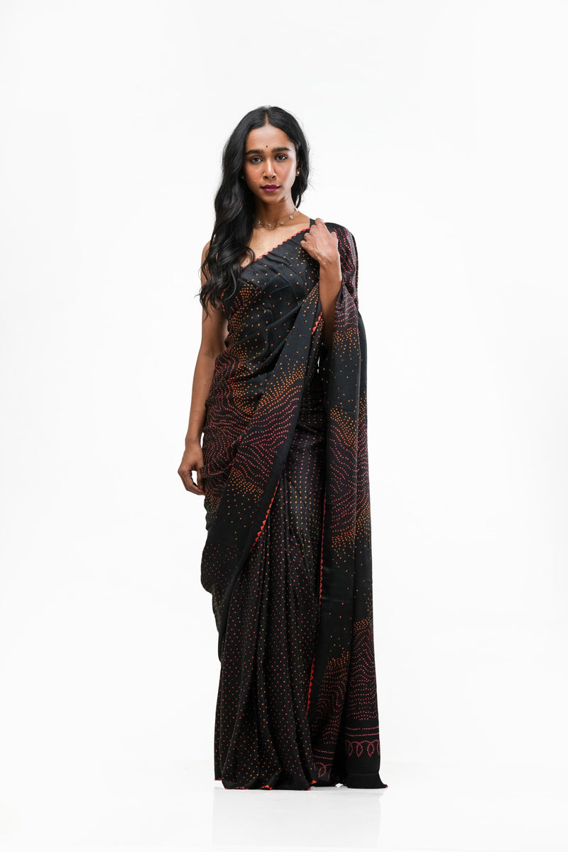 Folding Lines Rai Bandhni Saree