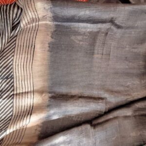 Elegant brown scarf with patterns.